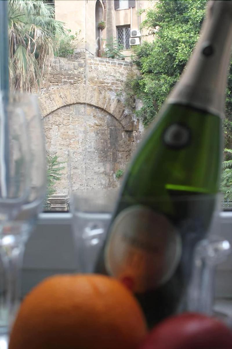 B&B "Al Bastione Normanno ปาแลร์โม ภายนอก รูปภาพ