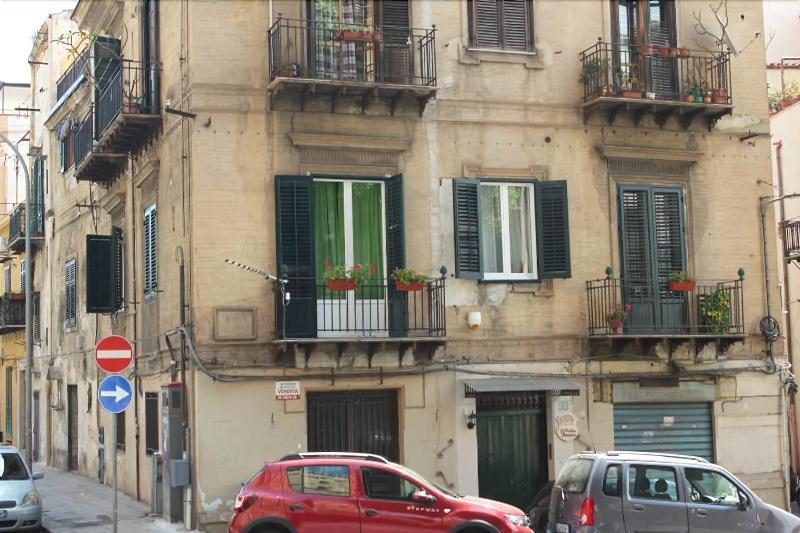 B&B "Al Bastione Normanno ปาแลร์โม ภายนอก รูปภาพ