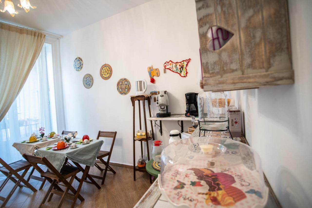 B&B "Al Bastione Normanno ปาแลร์โม ภายนอก รูปภาพ